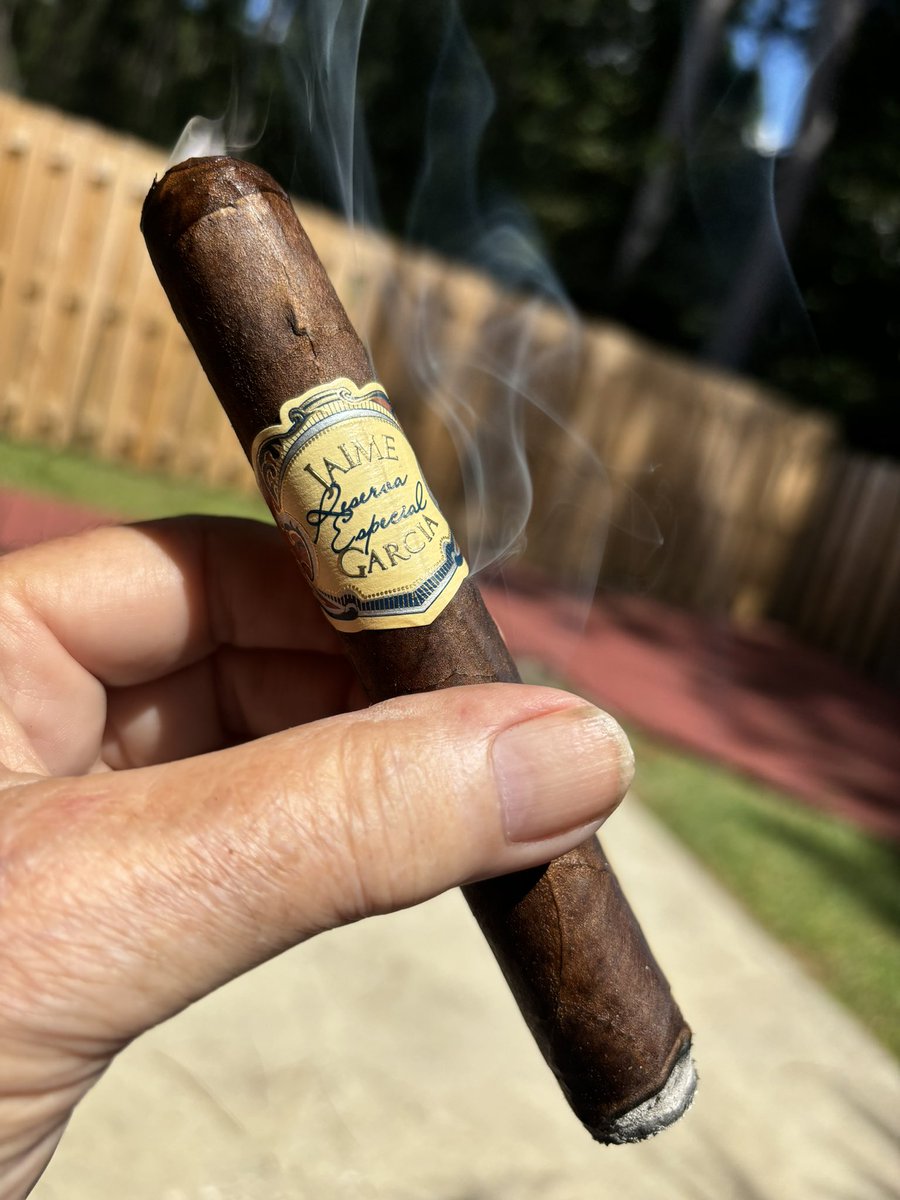tomt102516's tweet photo. This is my first time trying the Jaime Garcia Reserva Especially and I’m loving this one. Enjoy everyone. https://t.co/oJ8jLunFVw