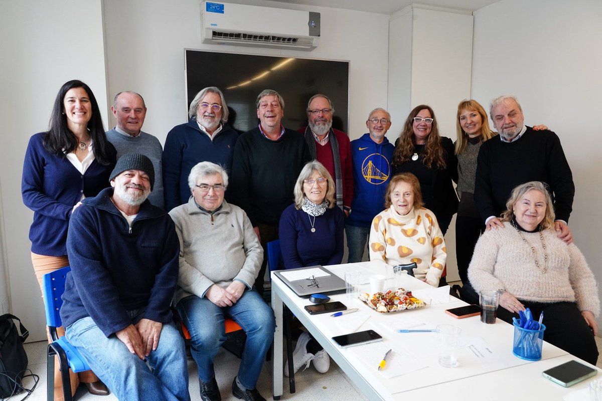 Desde #FEDEDIS participamos de un plenario junto a los diputados <a href="/LicDanielArroyo/">Daniel Arroyo</a> y <a href="/NataliaSarapura/">Natalia Sarapura</a>  y asesores de la Comisión de Discapacidad de la Cámara de Diputados. Confiamos en poder seguir avanzando en pos de una mejor calidad de vida de las personas con discapacidad.