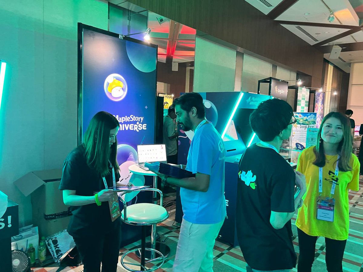 BGameAlliance's tweet image. Exciting times at @WebX_Asia! 🙌 Shoutout to the amazing @nsuite_en team for distributing our magazines at their booth near the pitch stage. 

Swing by to stay ahead of industry trends and catch up on all we’ve been working on. 🎮📰