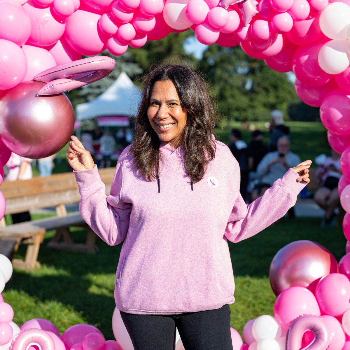 Société canadienne du cancer (@societeducancer) on Twitter photo Ambassadrice de la #CourseÀLaVieCIBC depuis maintenant sept ans, <a href="/IsabelleRacicot/">Isabelle Racicot</a> a toujours eu la cause du cancer du sein à cœur.
« En plus de ma mère qui est décédée des suites d’un cancer du sein à l’âge de 37 ans, j’ai plusieurs amies de tout âge qui ont reçu ce diagnostic Ambassadrice de la #CourseÀLaVieCIBC depuis maintenant sept ans, <a href="/IsabelleRacicot/">Isabelle Racicot</a> a toujours eu la cause du cancer du sein à cœur.
« En plus de ma mère qui est décédée des suites d’un cancer du sein à l’âge de 37 ans, j’ai plusieurs amies de tout âge qui ont reçu ce diagnostic