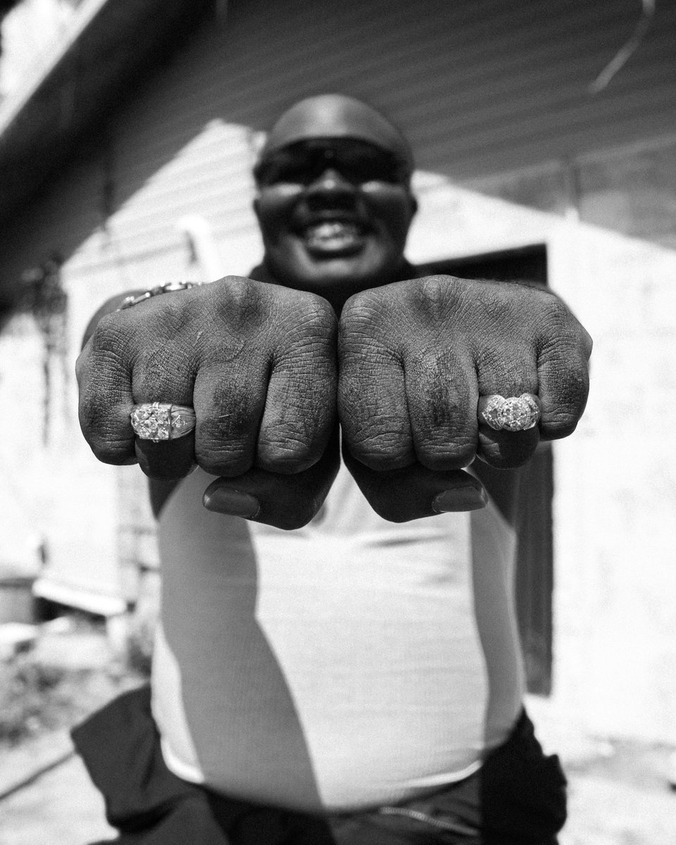 LIKE MIKE.

Photography: <a href="/mindofjunior/">Junior Shoots</a> 
Subject: <a href="/BigBabyScumbag/">black joe dirt</a>