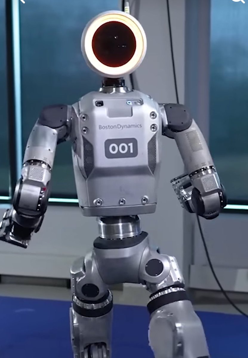 Boston Dynamics' amazing NEW ROBOT youtube.com/shorts/AX2-zUG… via <a href="/YouTube/">YouTube</a> <a href="/BostonDynamics/">Boston Dynamics</a> #robotics #ai