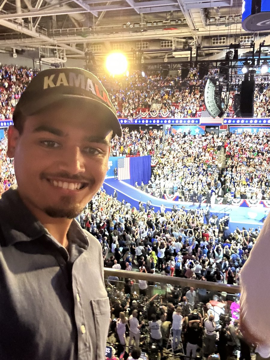 Since MAGA has found my account, let me reintroduce myself. 

My name is Skyler. I’m 24, the chair of my local Young Dems, and working to elect Harris-Walz and Dems nationwide. 

I hope you’ll help me reach more people by following and retweeting this. We will win this together!