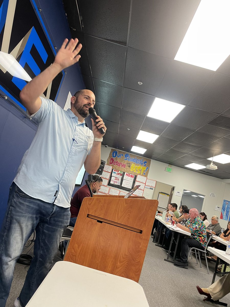 MVEAinfo's tweet photo. First Rep Council meeting of the year! Thank you  reps for taking time to make us #UnionStrong #MVEAStrong https://t.co/fRWM19NNYc