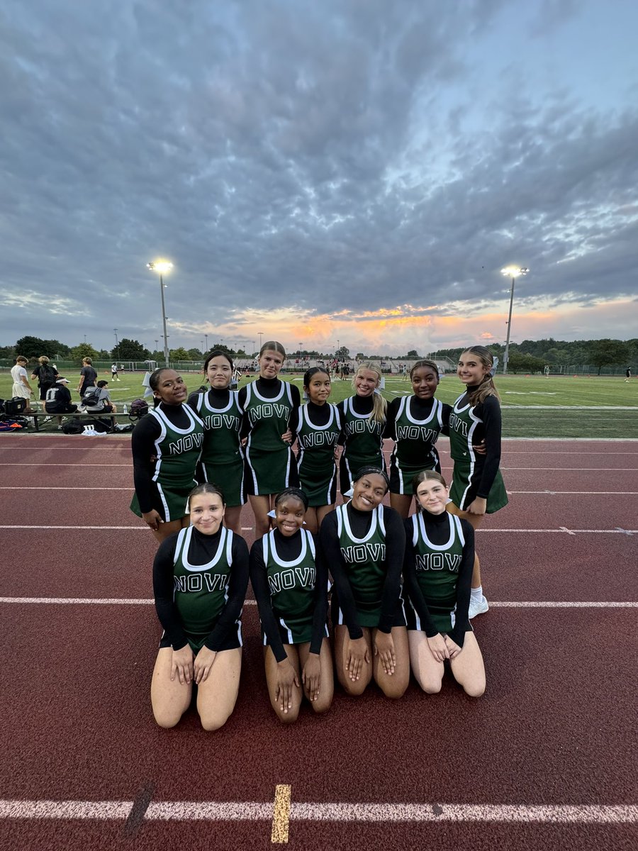 Ms.Hewitt tweet media