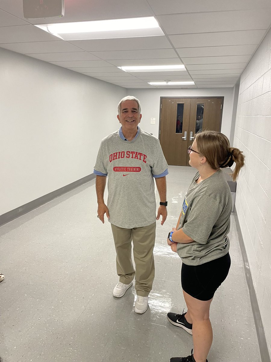 So fortunate to have <a href="/NATA1950/">NATA</a> HOF Tom Abdenour visit our final undergrad cohort during their leadership class today. The impact of imparting wisdom on students is priceless! We didn’t get him to chat OH-IO but we got him in scarlet and grey 🤗