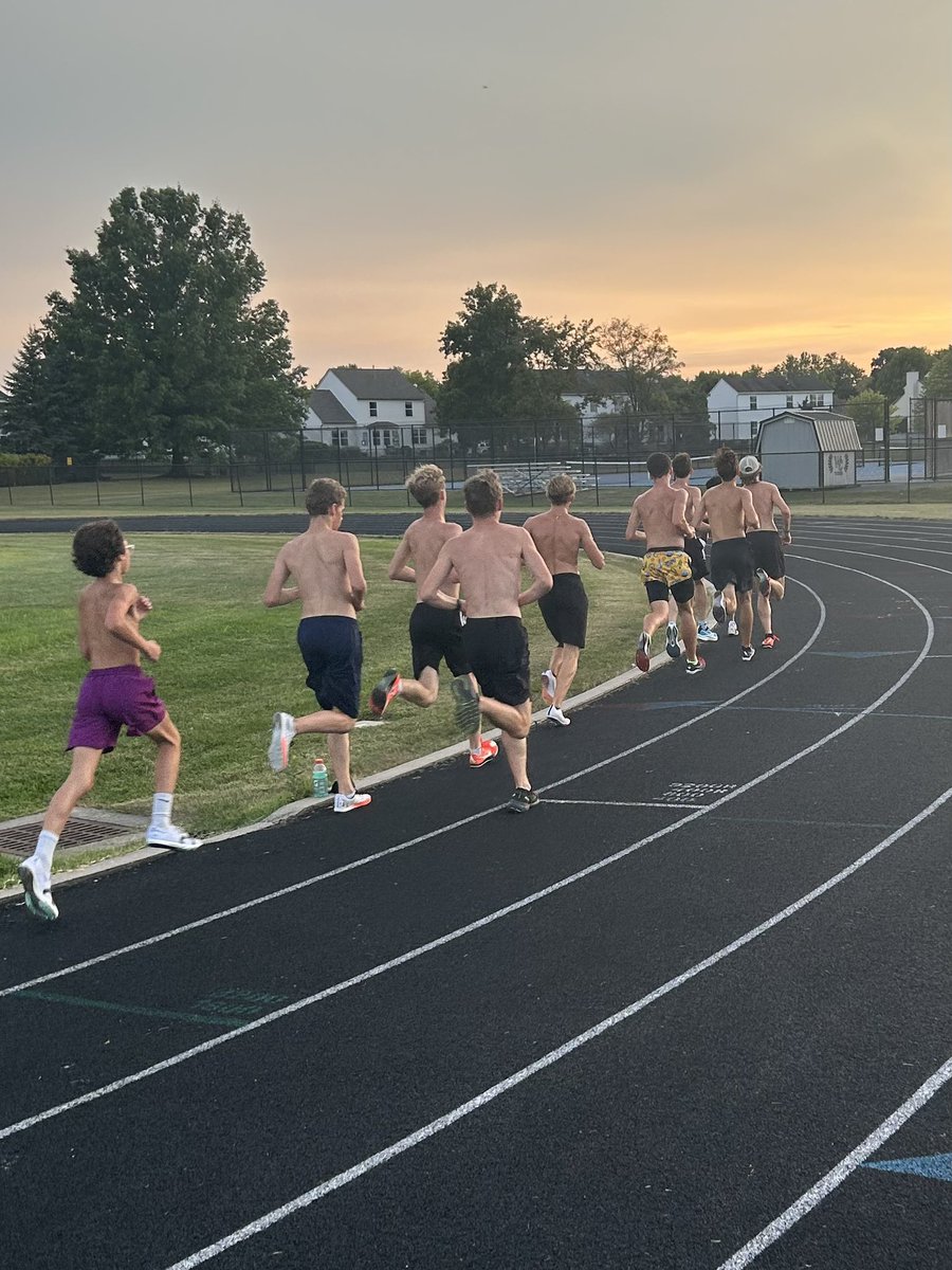 Great twilight “Workout Wednesday”! #warhawksxc2024 <a href="/Athletics_WCHS/">WCHS Athletics</a> <a href="/dsayre32/">Dawn Sayre</a>