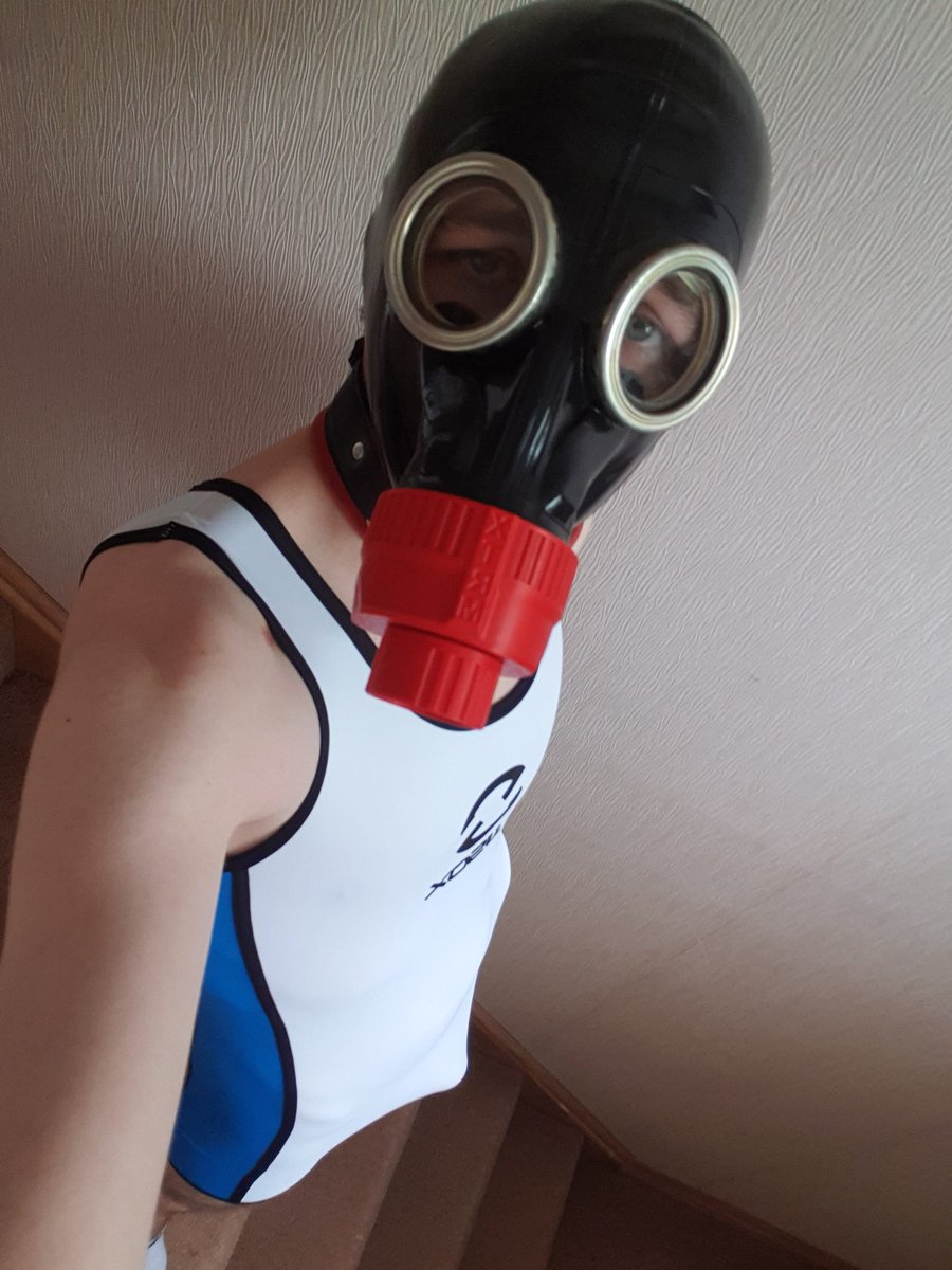 Pup Axton tweet media