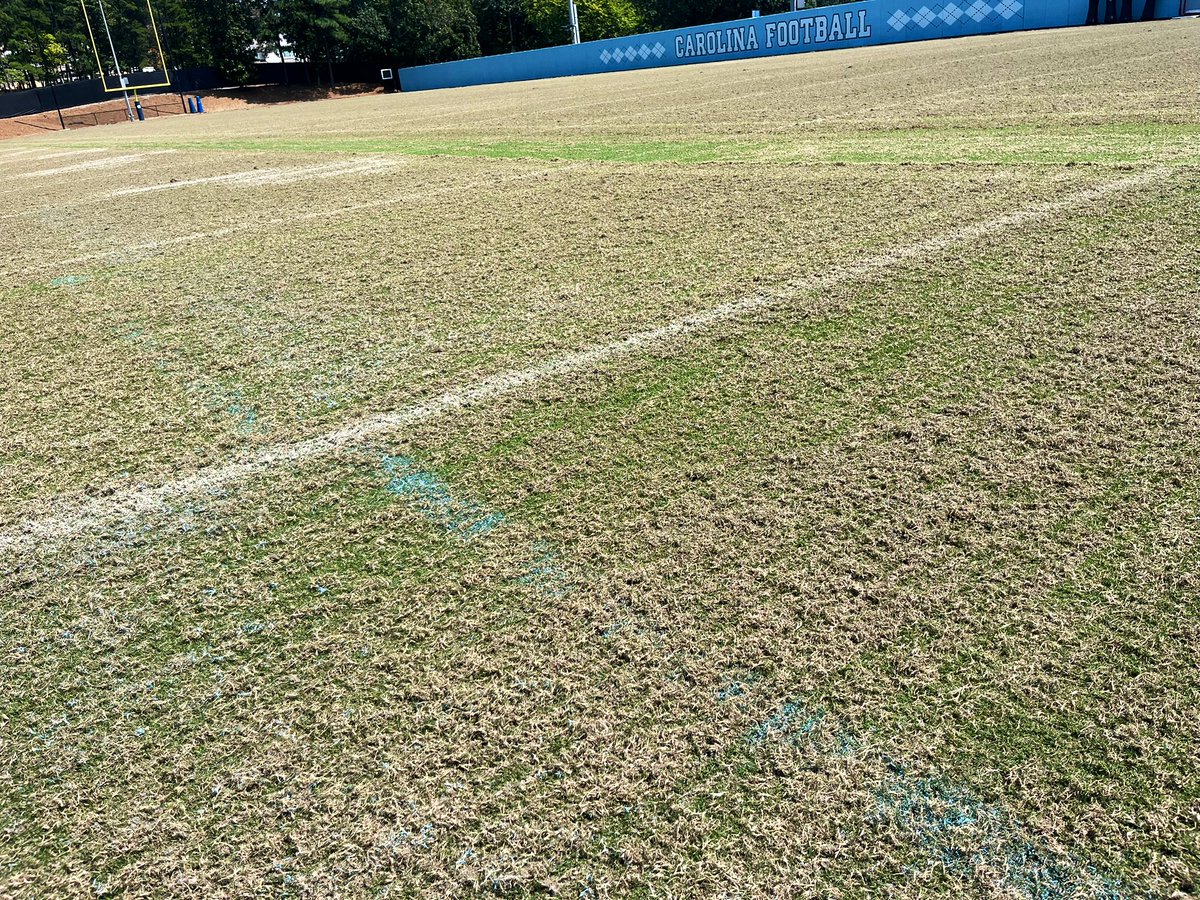 Tar_Heels_Turf's tweet image. Koman getting some work with football on the road for the first game of the year. Verticut x2, .75” hollow tine and sweep. Roll and foliar fertilizer app tomorrow and it’ll be as good as new.