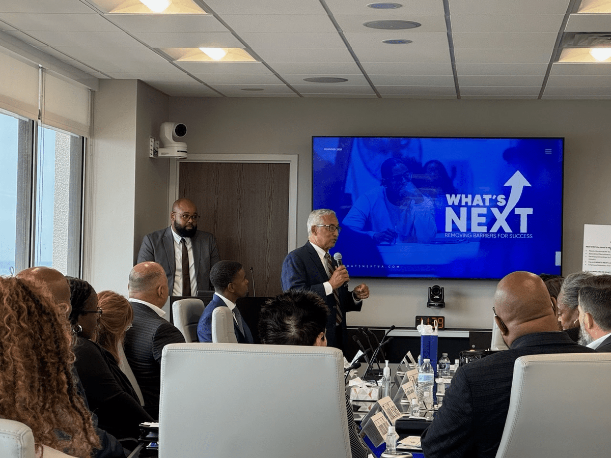 Today, NFT President Laquetta Mackey met with
<a href="/ActSecJulieSu/">Acting Secretary Julie Su</a> and heard from <a href="/BobbyScott/">Rep. Bobby Scott</a>.