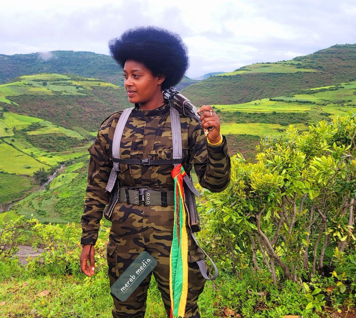 የጉና ልጆች‼️

ከፍ ባለው ባለ ግርማ ጉና ተራራ ጉያ የታቀፉ እንስት ፋኖዎቻችን!!!

#ድል_ለአማራ_ፋኖ! ✅follow the page