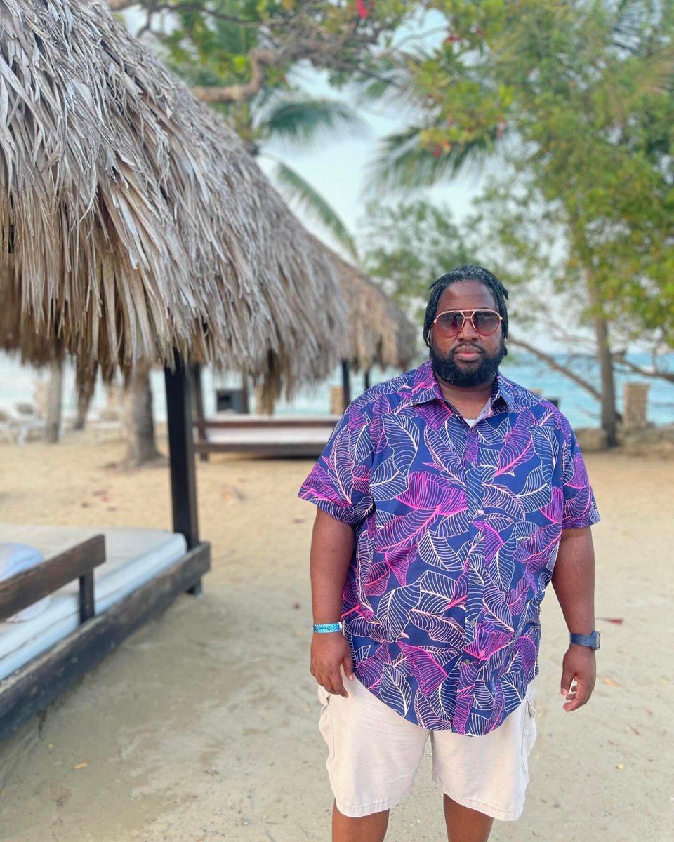 Taking a break isn’t a reward. It’s a necessity. 
🕶️ <a href="/BlueSolePhilly/">Blue Sole Shoes</a> 
👕 <a href="/DestinationXL/">DXL Big + Tall</a> 
#IBeBack 
#DrBWhipple