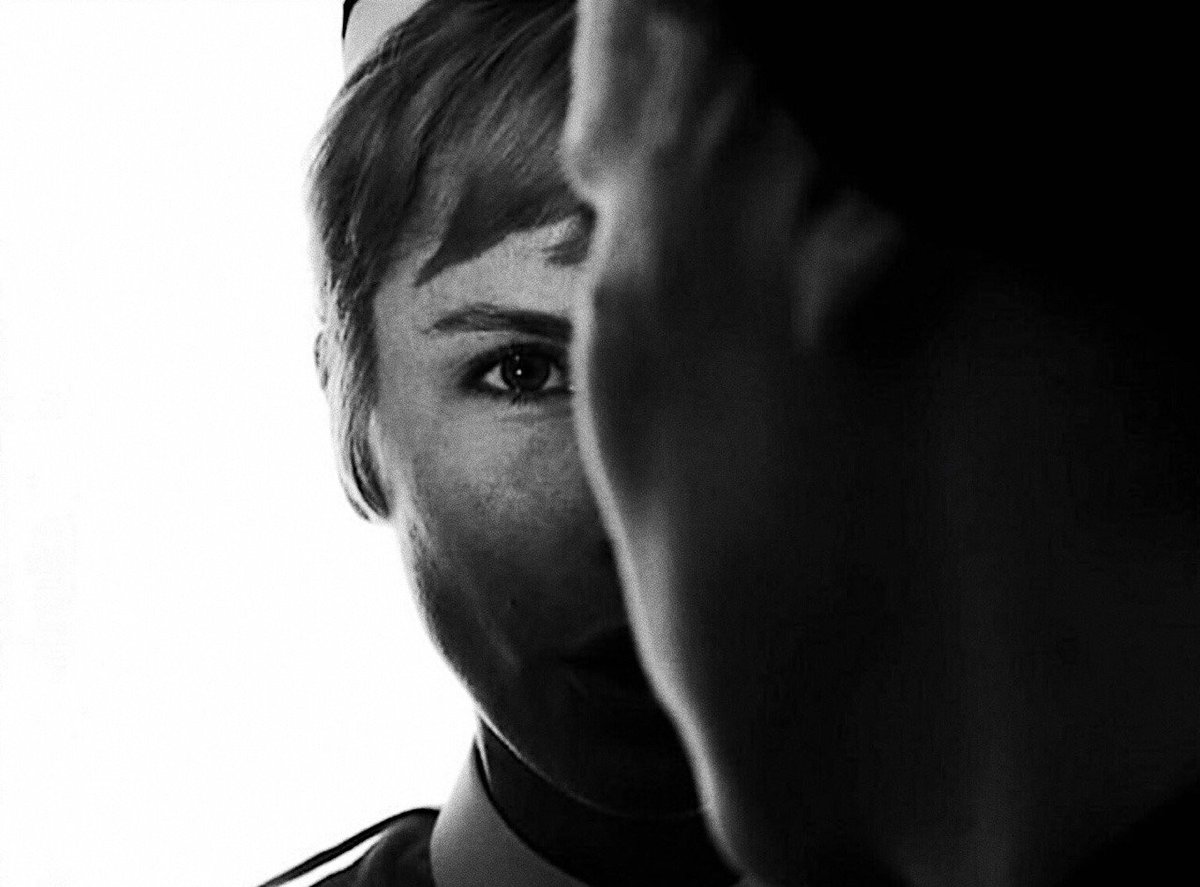 TheCinesthetic's tweet image. Persona (1966) Ingmar Bergman

Mulholland Drive (2001) David Lynch

The Handmaiden (2016) Chan-Wook Park

Portrait of a Lady on Fire (2019) Céline Sciamma