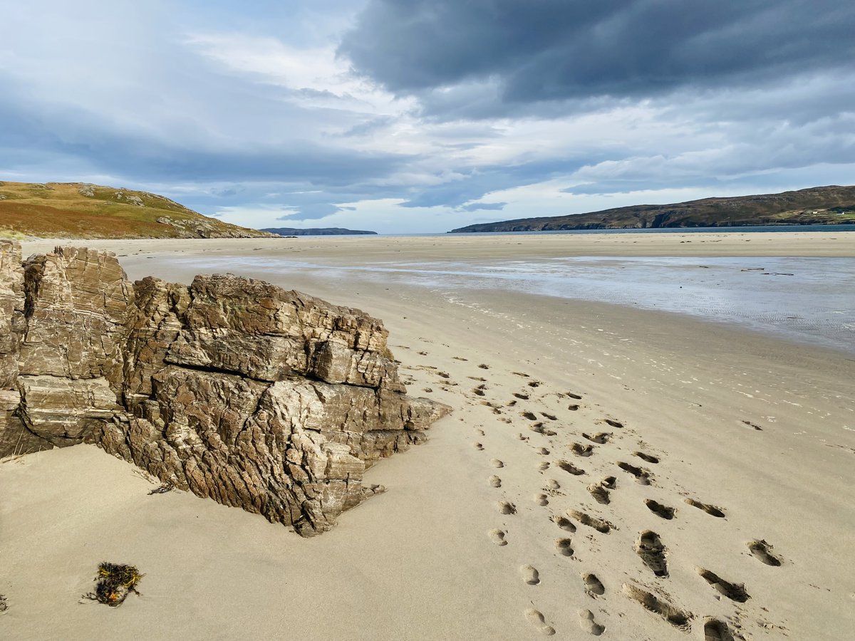 scottishbeach's tweet image. Q3. A long Autumn walk on any Scottish beach will do for me. The best time of year by far 🏴󠁧󠁢󠁳󠁣󠁴󠁿
#scotlandhour