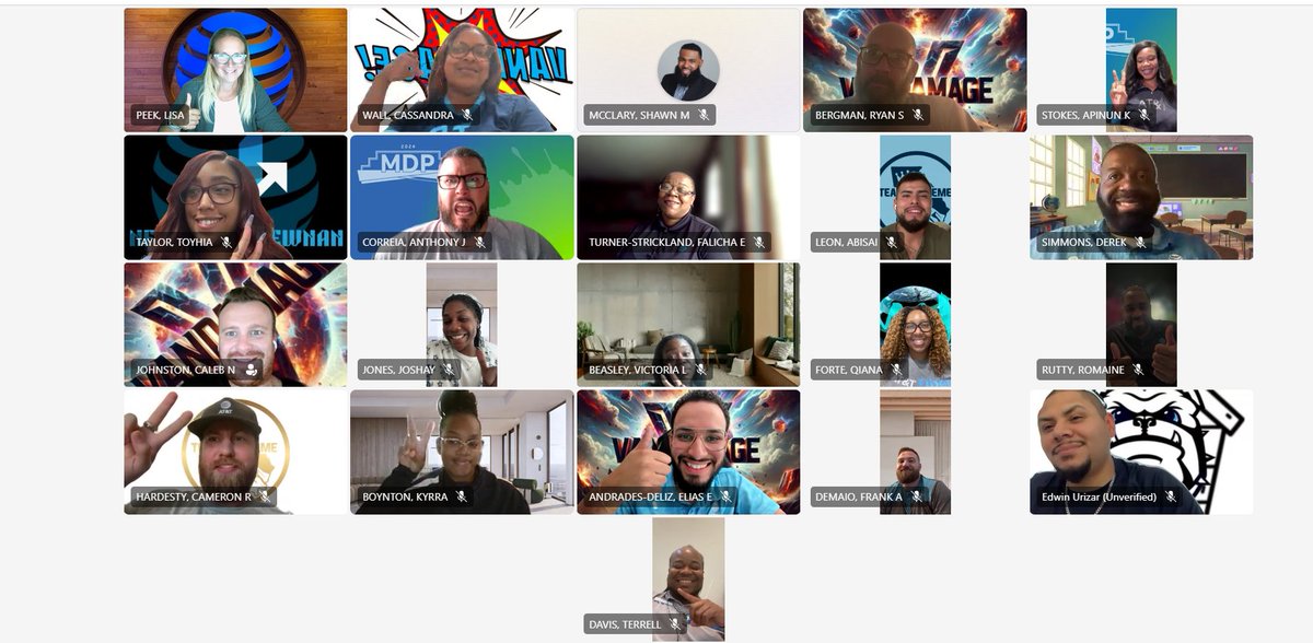 20 retail store leaders leveling up their skills in coaching coaches today - lots of best practices shared, so many opportunities to be better leaders and coaches going forward. Love it! 💙