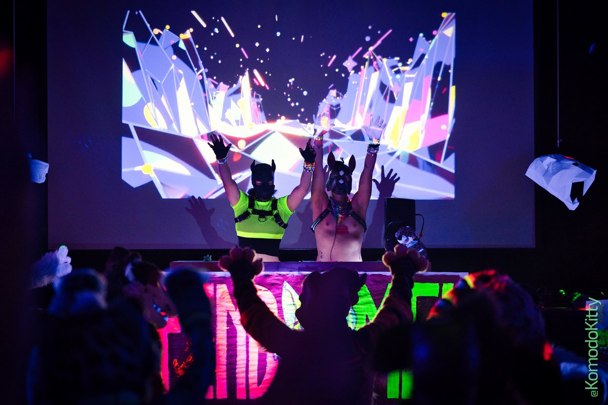 KomodoKitty's tweet image. @CampFeral photos! I mostly took video, but caught some during the dances mostly.
📸: flic.kr/s/aHBqjBF5z7