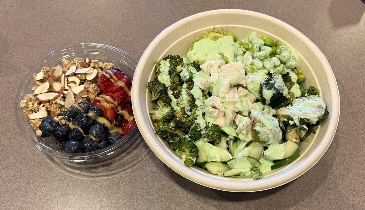 good afternoon edtwt

for dinner i had a green grain power bowl (quinoa, kale, cucumber, broccoli, brussel sprouts, avocado, chicken, and ‘green goddess’ sauce) 

along with an acai bowl

no clue what the cals are but hopefully not more than 1000 :,-)