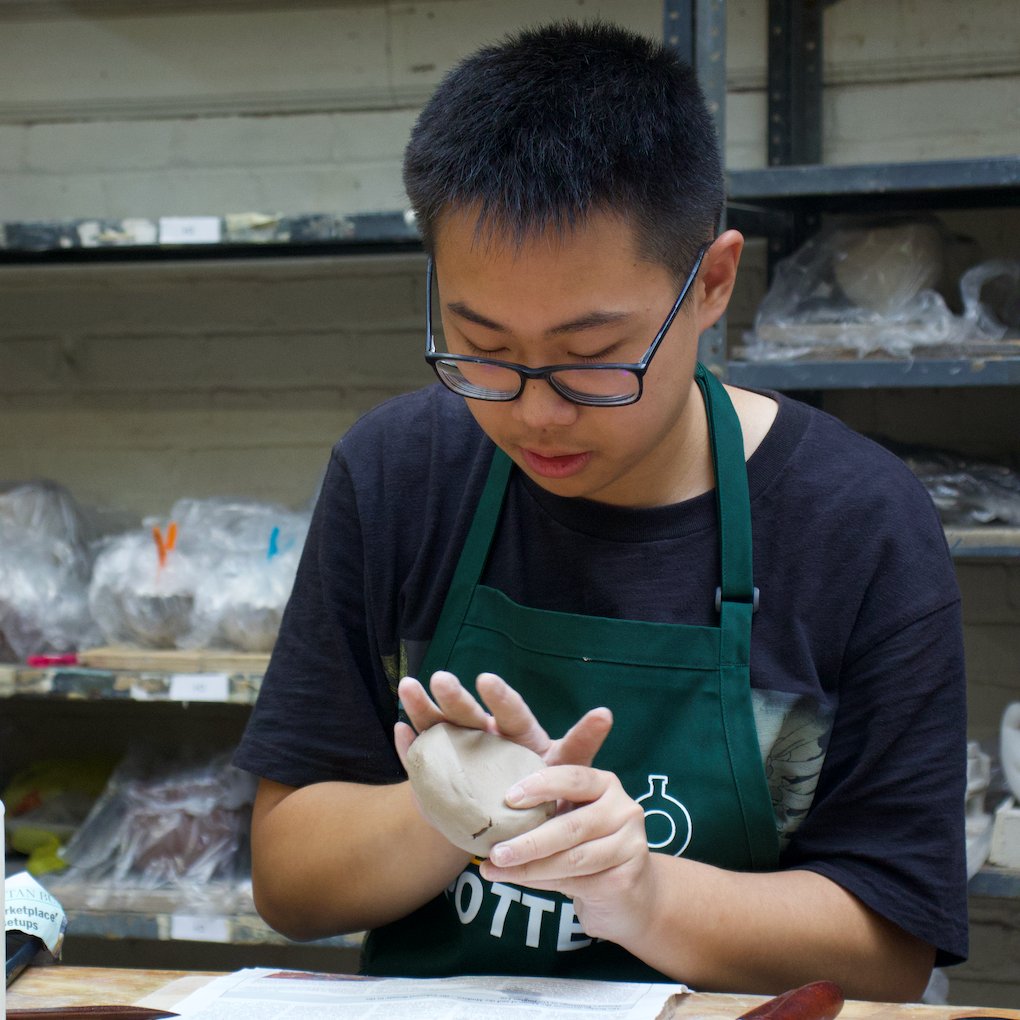 We always have a blast when <a href="/diateens/">DiaTeens</a> come to visit! This time, they crafted smartphone holders in one of our handbuilding workshops! #diateens #nycyouth #greenwichhousepottery