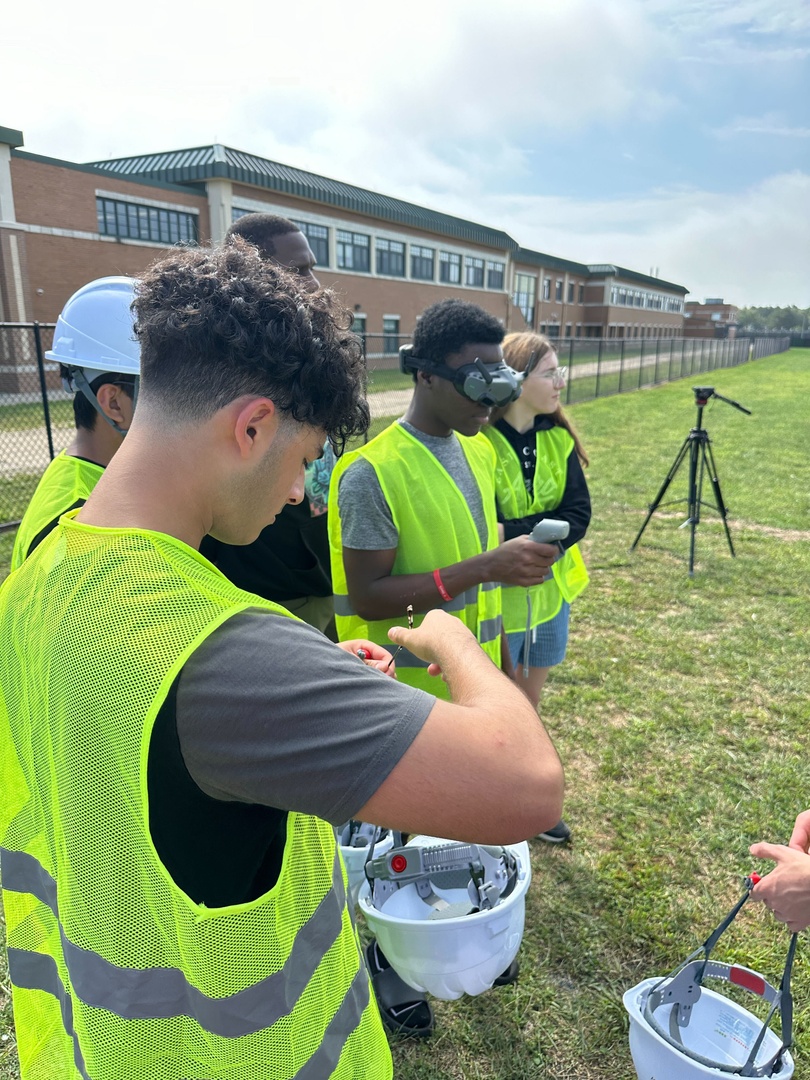 🚁 Summer Internship Success at William Floyd! 🚁

We just wrapped up an incredible 6-week summer internship at William Floyd High School last week, and we couldn’t be more proud of our amazing interns! 

Sponsored by the Haugland Group, this hands-on experience gave our students