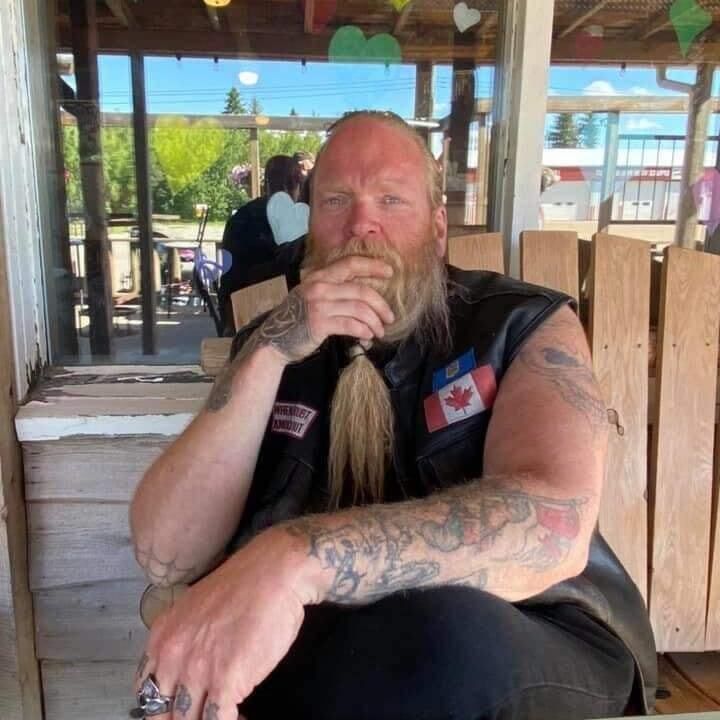 Friday night, August 23rd, in Edmonton we lost a Metallica family member at the show.

He died due to health conditions. Leaving the earthly body and onto the next adventure. Very sad when death happens, but we’re touched that he spent some of his final, hopefully joyful, time
