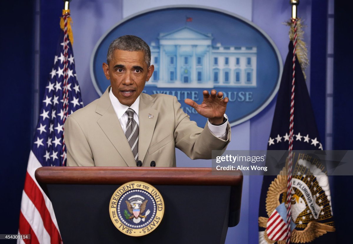 Happy Tan Suit Day 10-Year Anniversary for all those who celebrate
📸: <a href="/alexwongcw/">Alex Wong</a>