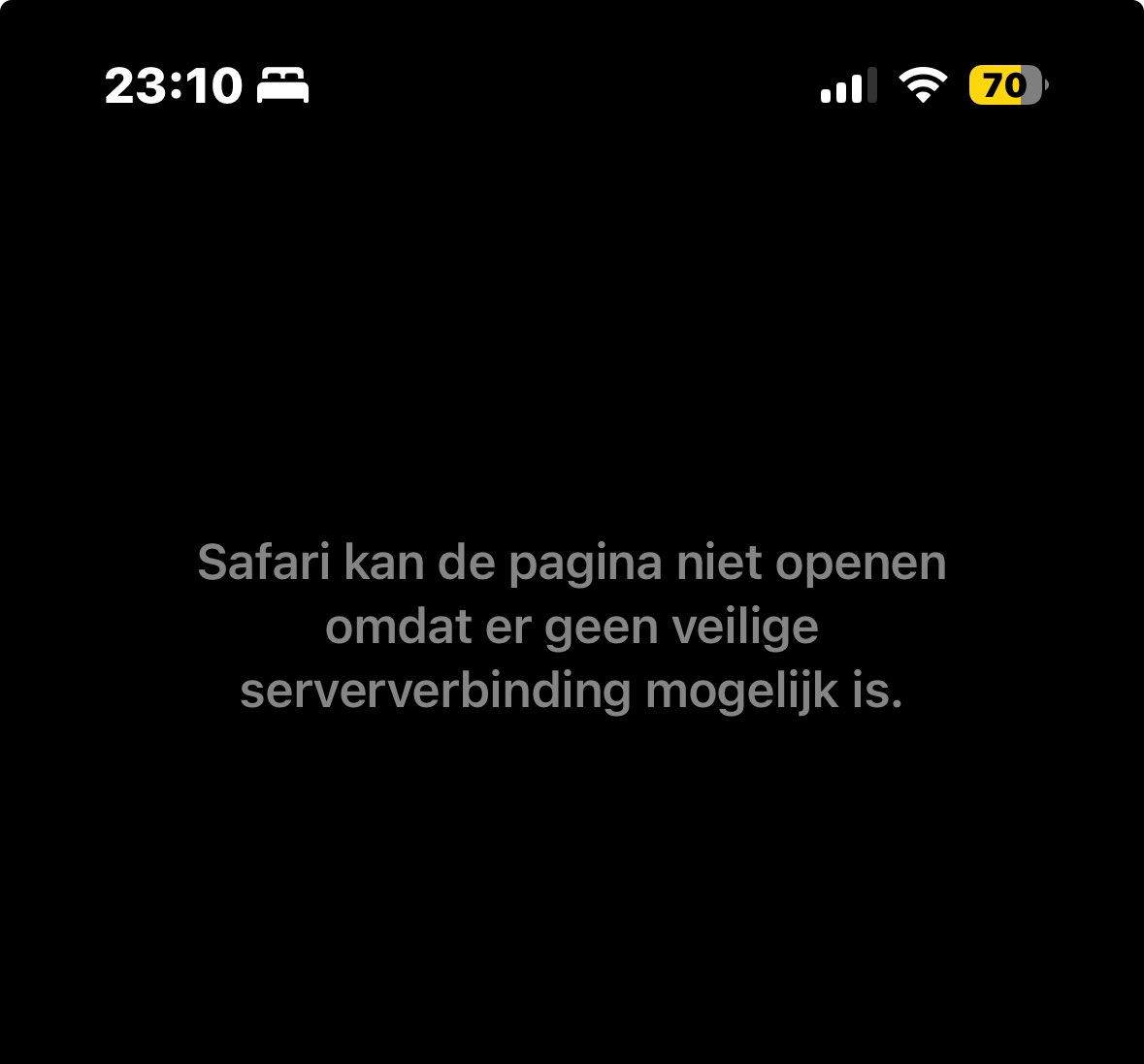 expialidociousy's tweet photo. Zijn er meer #ios18beta5 gebruikers die problemen hebben met Safari? Om de zoveel tijd opent hij pagina’s niet en krijg ik onderstaande foutmelding. Wifi uit en aan zetten verhelpt dit. https://t.co/eZGL9IrTiB