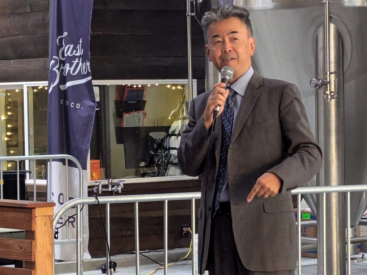Kanpai to <a href="/eastbrotherbeer/">East Brother Beer Co</a>!🍻
Deputy Consul General Kishimori spoke yesterday at a US Commercial Service ceremony honoring East Brother Beer’s Export Achievement to Japan. Members of the <a href="/CA_Richmond/">Richmond, CA</a>-Shimada Friendship Commission also recognized ongoing Sister City exchanges.
