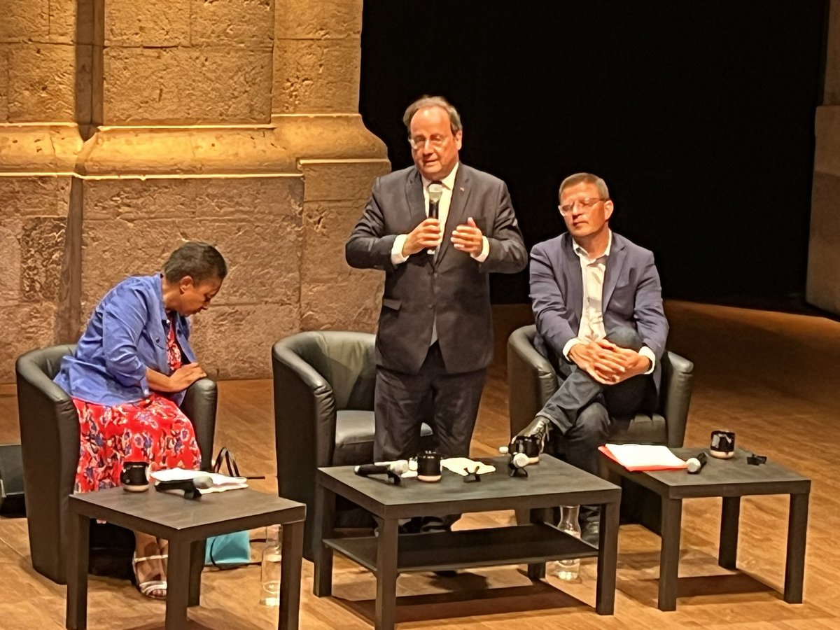 Christine TAFFOREAU-HARDY 💙💛 (@christinetaffo1) on Twitter photo Une conférence extrêmement intéressante sur l’international, sur un monde fracturé avec <a href="/fhollande/">François Hollande</a> aux formations <a href="/FNESR_Condorcet/">FNESR-Condorcet</a> #blois Une conférence extrêmement intéressante sur l’international, sur un monde fracturé avec <a href="/fhollande/">François Hollande</a> aux formations <a href="/FNESR_Condorcet/">FNESR-Condorcet</a> #blois