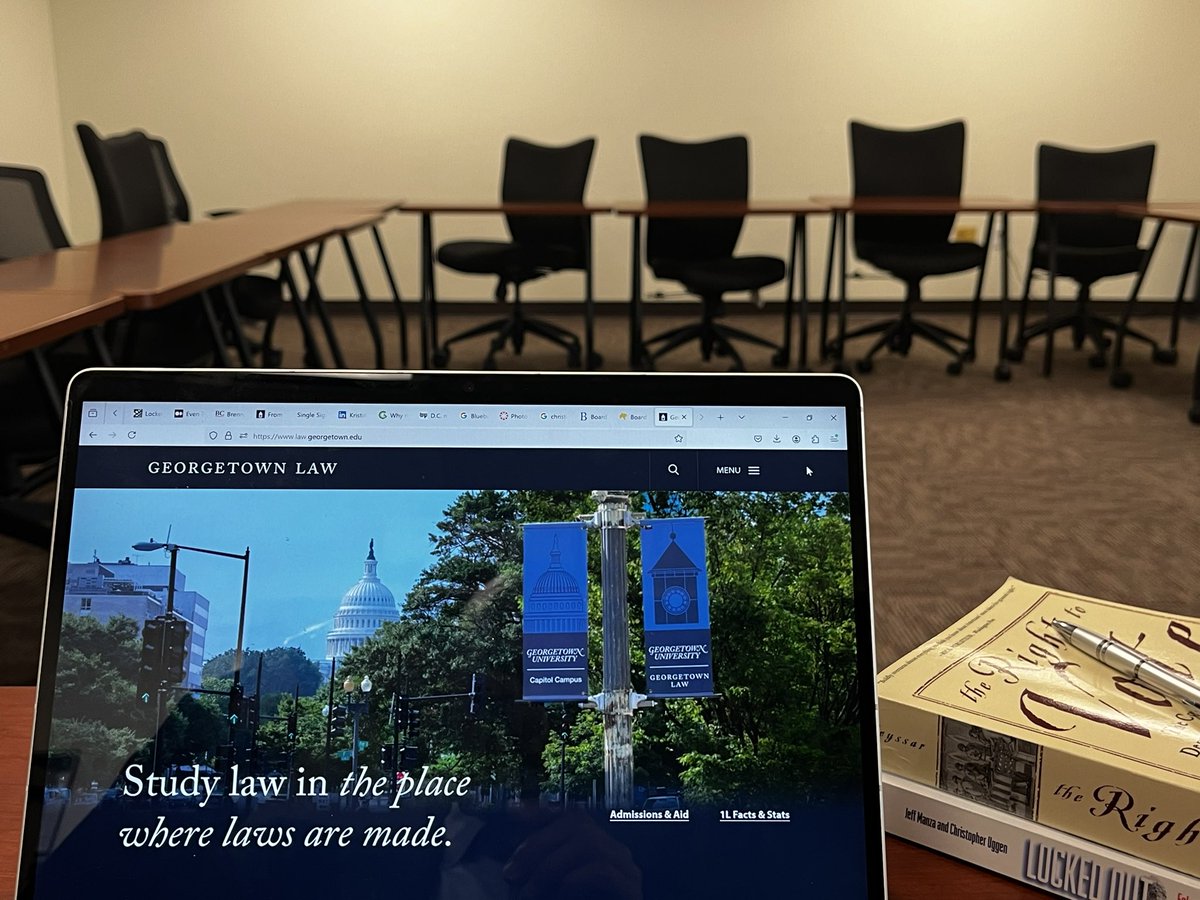 RobertWhite_DC's tweet photo. Today begins an exciting journey at Georgetown Law School. I’ll be teaching about voting rights, focusing on felony disenfranchisement. There are many ways we can fight for the future we want for our city — I am honored to help mold the bright minds of our future leaders. https://t.co/PAkxPKeUhl