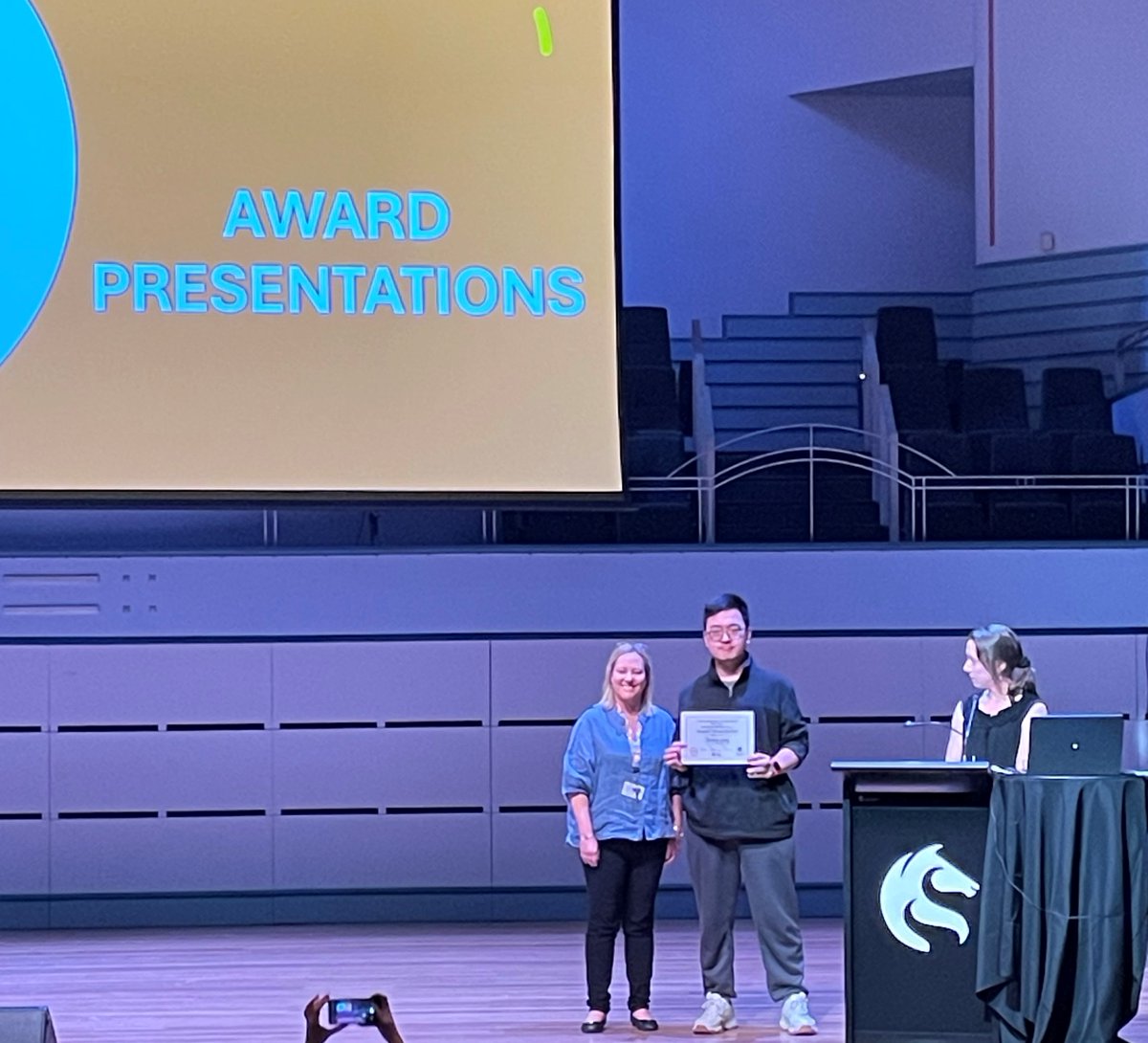 Matt Dun, PhD (@mattdun17) on Twitter photo Congratulations to #DunLab's newest PhD student Yuanhao for receiving his first research award. I'm sure this is the first of many.
Thanks to #WarriorJack and <a href="/RUNDIPG/">RUNDIPG</a> for supporting Yuanhao's scholarship. <a href="/PrecisionMedUON/">UON Precision Medicine Research Program</a> <a href="/HMRIAustralia/">Hunter Medical Research Institute (HMRI)</a> <a href="/UON_research/">Uni Newcastle Research</a> Congratulations to #DunLab's newest PhD student Yuanhao for receiving his first research award. I'm sure this is the first of many.
Thanks to #WarriorJack and <a href="/RUNDIPG/">RUNDIPG</a> for supporting Yuanhao's scholarship. <a href="/PrecisionMedUON/">UON Precision Medicine Research Program</a> <a href="/HMRIAustralia/">Hunter Medical Research Institute (HMRI)</a> <a href="/UON_research/">Uni Newcastle Research</a>