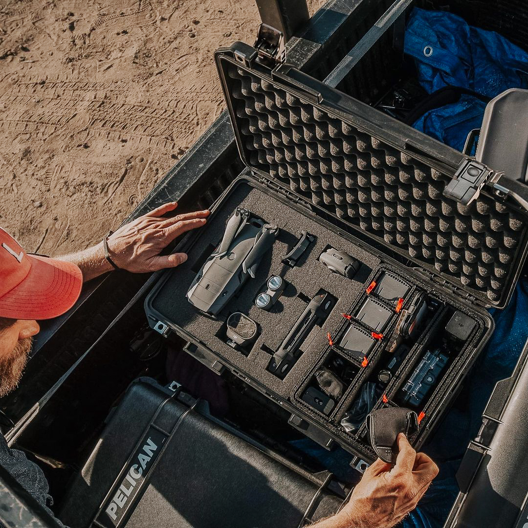 On location w/ the 1510 Protector and 1535 Air. 

Explore a hybrid interior loadout combining TrekPak and Pick N Pluck foam to keep your equipment intact, organized and ready to go.

#pelicanproducts #builttoprotect