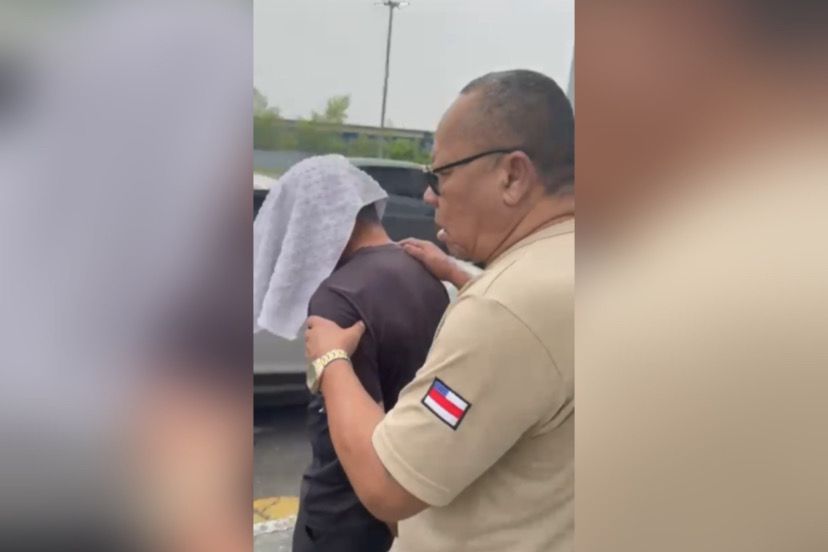 portalemtempo's tweet image. Condenado por estuprar enteada de dois anos é preso em Manaus
#DomPedro #Enteada #estuprodevulnerável
emtempo.com.br/331888/policia…