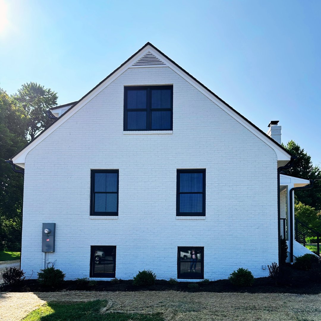cmgleasing's tweet photo. Check out this GORGEOUS house that @SASBuilders remodeled here in Blacksburg ✨ 

"The house is perfect! I can't say enough good things about all of you. This is our fifth project, and you are the first contractors who have been A++." 
—Client Review

#sasbuilders #blacksburgva https://t.co/mbqpHl5RRW
