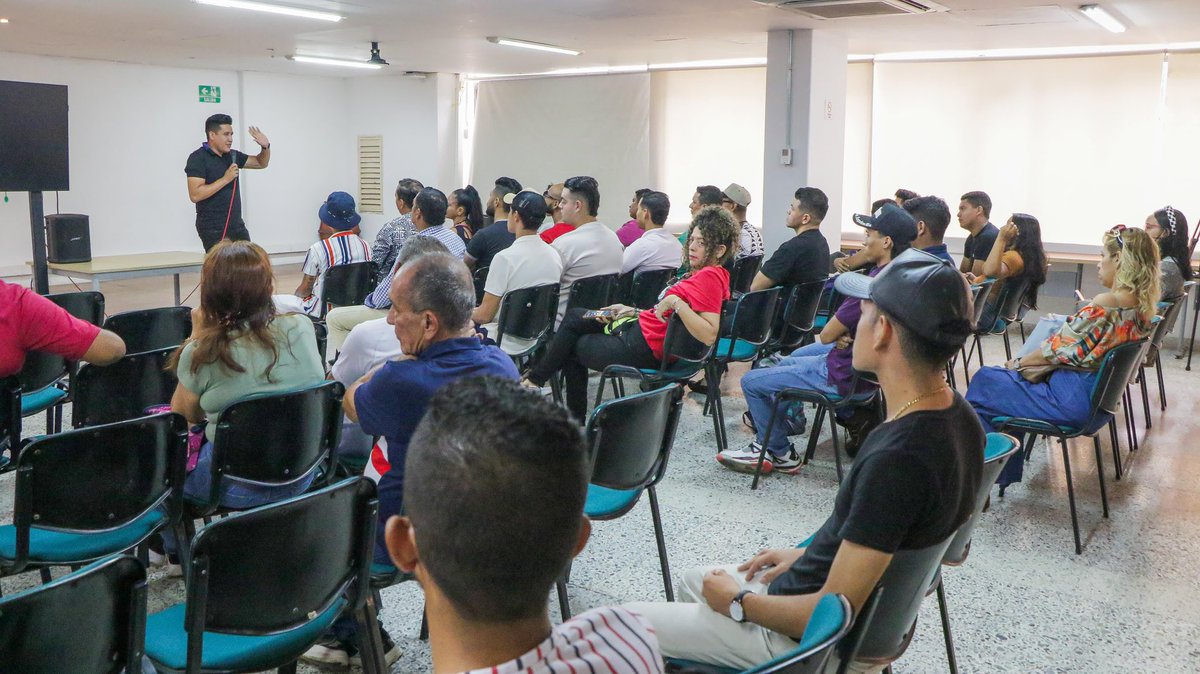 SENACesar_'s tweet photo. Con una charla informativa dirigida a personas interesadas en formarse en el ámbito musical, el Centro de Innovación y Gestión Empresarial y Cultural del SENA en el Cesar, abrió este martes 27 de agosto la convocatoria del primer Técnico en Ejecución de Instrumentos Musicales. https://t.co/TuP2m7isoL