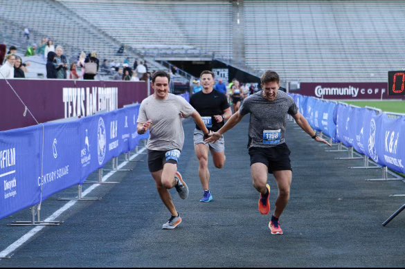 BCS Marathon tweet media