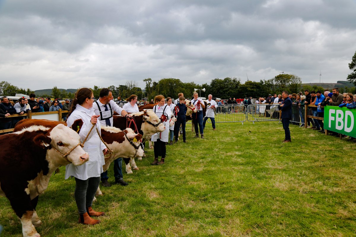 duallashow's tweet photo. Livestock Results 2024 full gallery: https://t.co/GTShaIeSeZ https://t.co/80wVP8RUe6