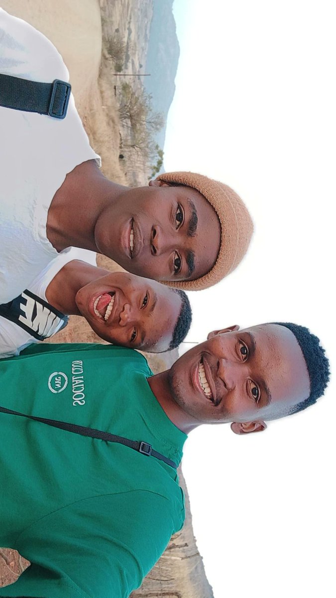 SelulekoSy's tweet image. Nithandwa ndim bafethu 💯💙💚👑😌