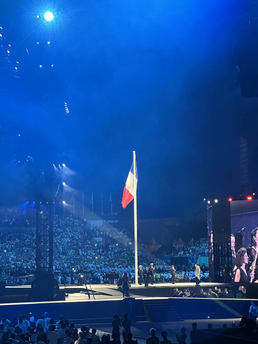 caroline guillaumin tweet media