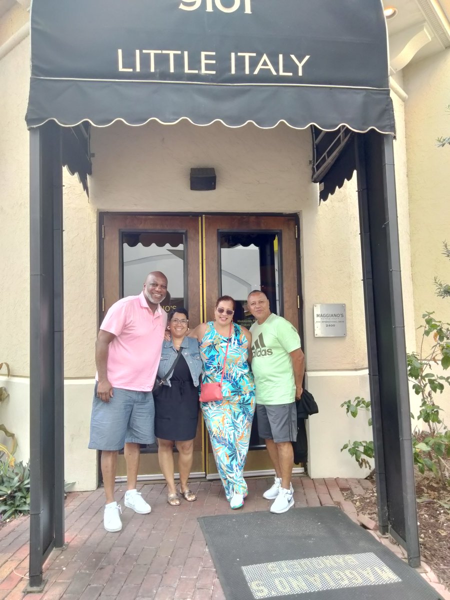 Dinner was Great and spending time with the family was even better ☺️ #Goodtimes