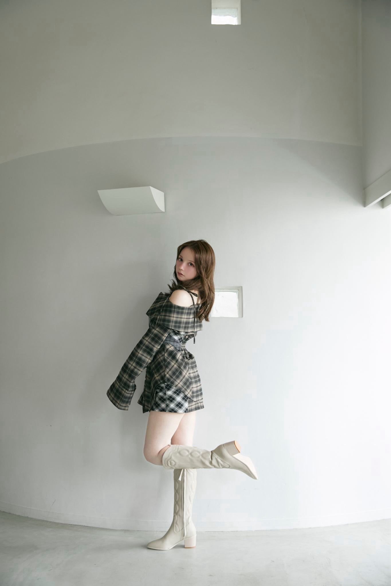 ANDMARY】Chloe check set up