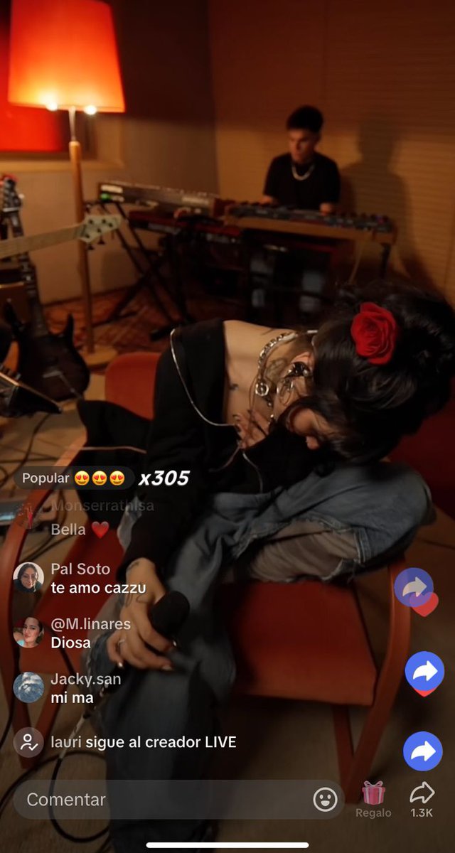 trampak1tty's tweet photo. siempre del lado de julieta emilia cazzuchelli de la vida.
nunca decepcionas, te amo @cazzuoficial ❤️‍🩹 https://t.co/9oPoK9YVTr