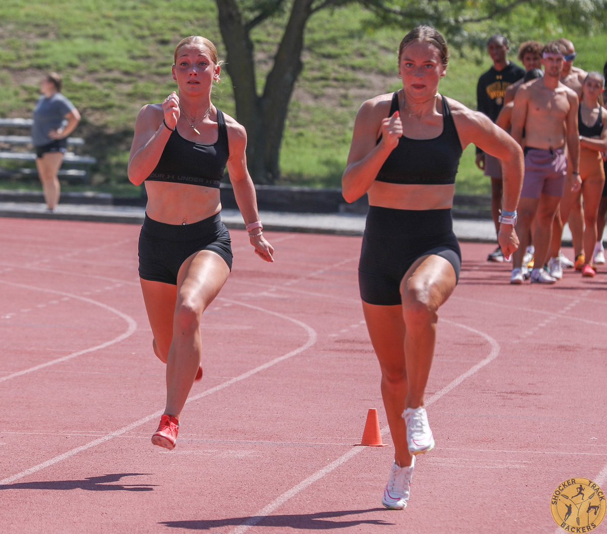 ShockerTrackBkr's tweet photo. Hot Practice for New Shockers! https://t.co/Lnglkb0KtR