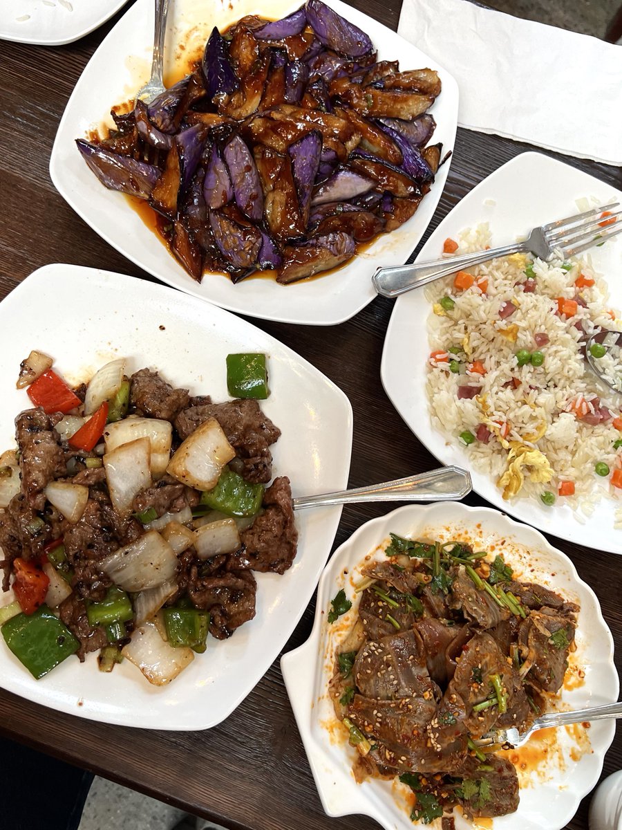 kay__1027's tweet photo. 📍Han Dynasty (4504 Pearson St, Queens, NY)

Finally tried Han Dynasty in LIC. Everything we tried was pretty good and the portions are large, which is always nice. Wanted to try more but was so full so maybe next time!

#foodporn #chinese #nyc #newyork https://t.co/2zPYvHgJwZ