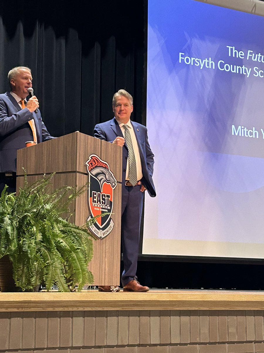New Sup’t Tour headed East today. Enjoyed my time tremendously with the EFHS Bronco Family and Principal Martin. Great things are on the horizon for the blue and orange!