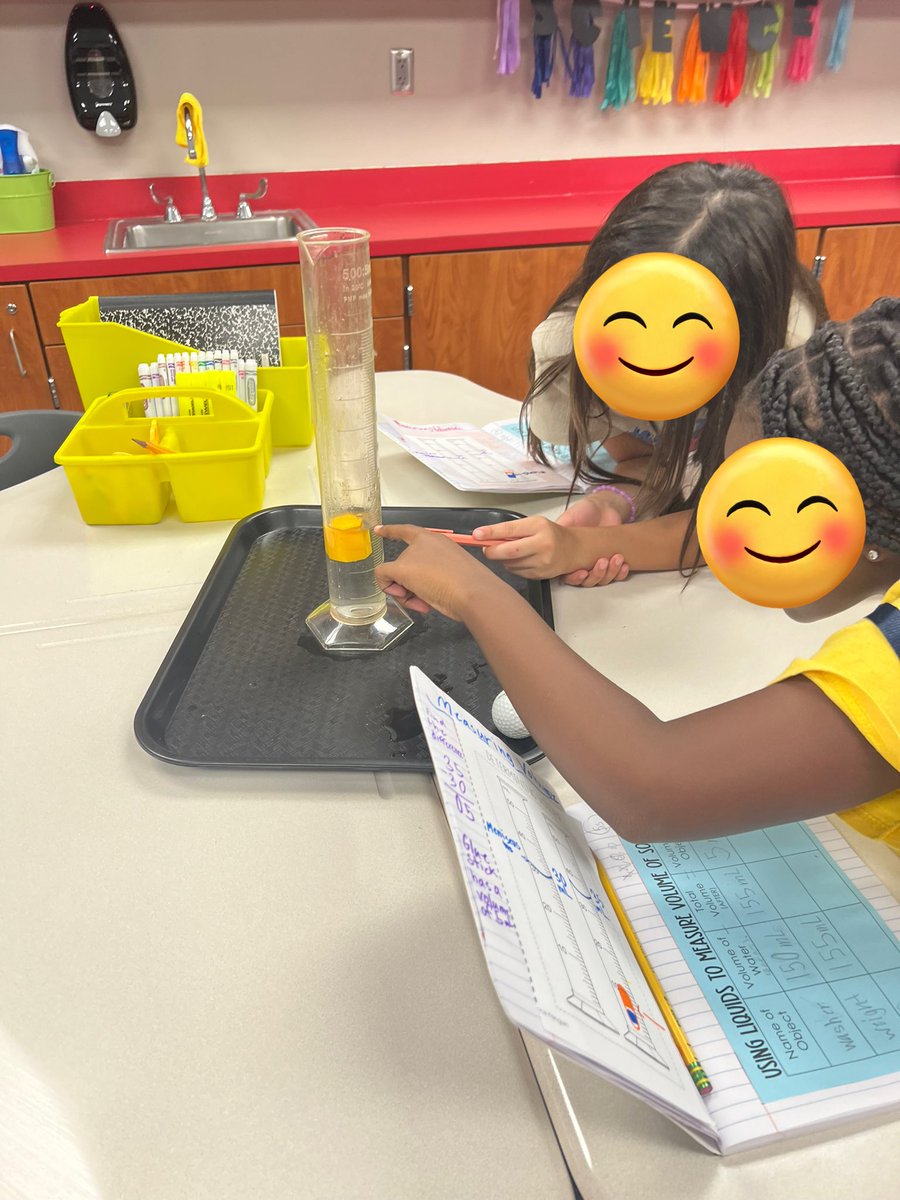 Lauren Russell tweet media