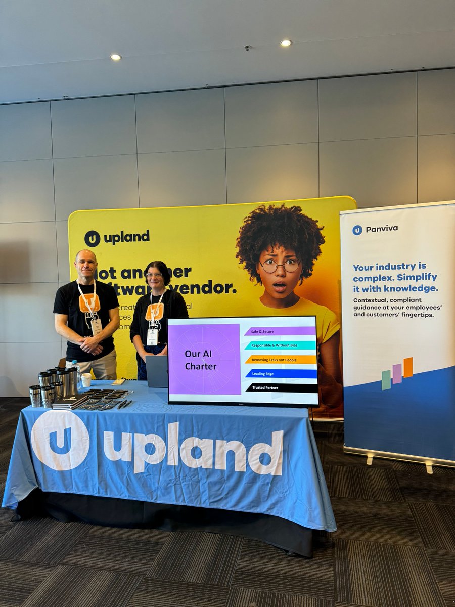 What a day! Thank you to everyone who stopped by to chat with us at Contact Centre Summit all things CX, EX, AI, and KM.