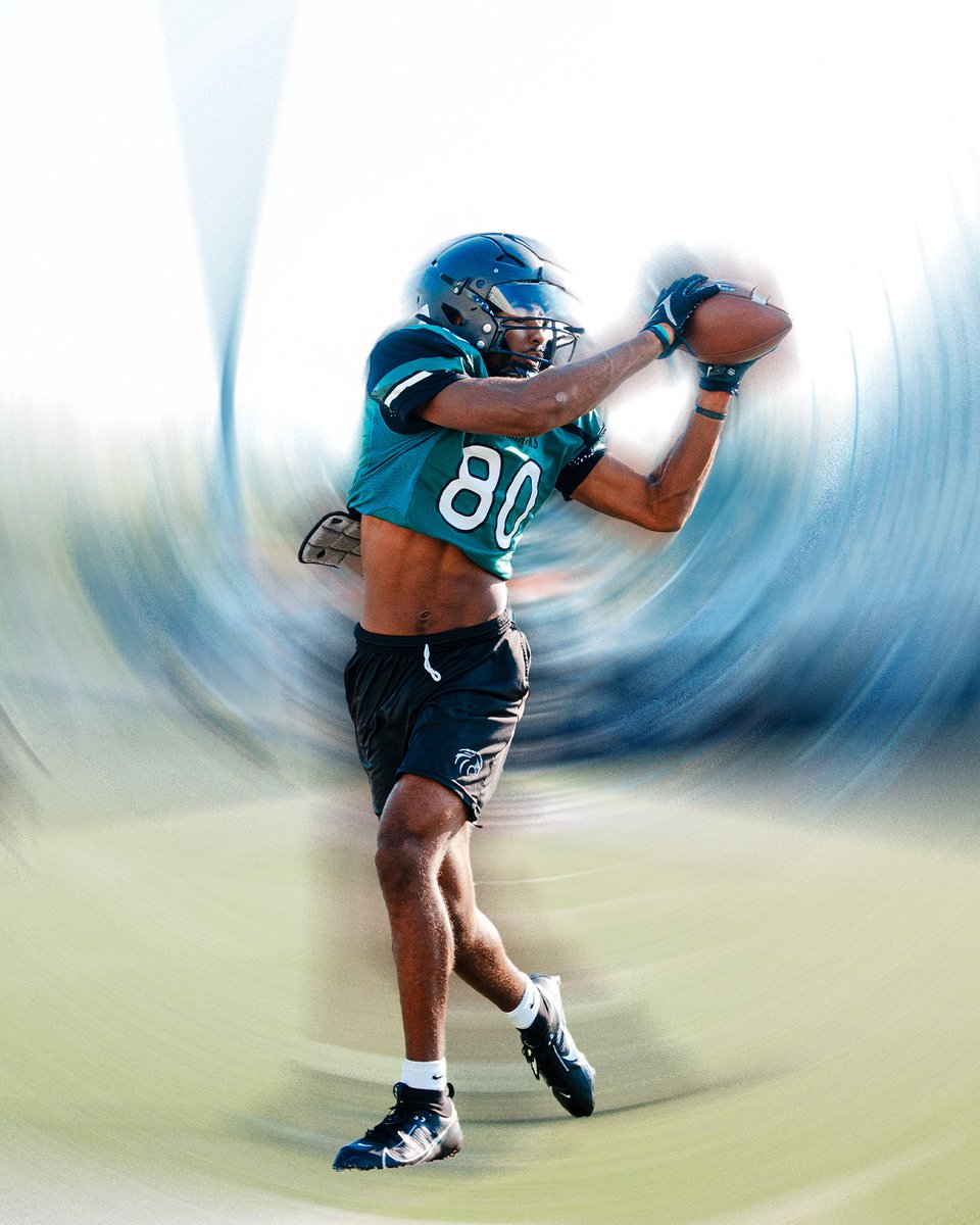 24 hours until kickoff in the ‘Quah ⏳

#HawksRise | #Come2TheQuah