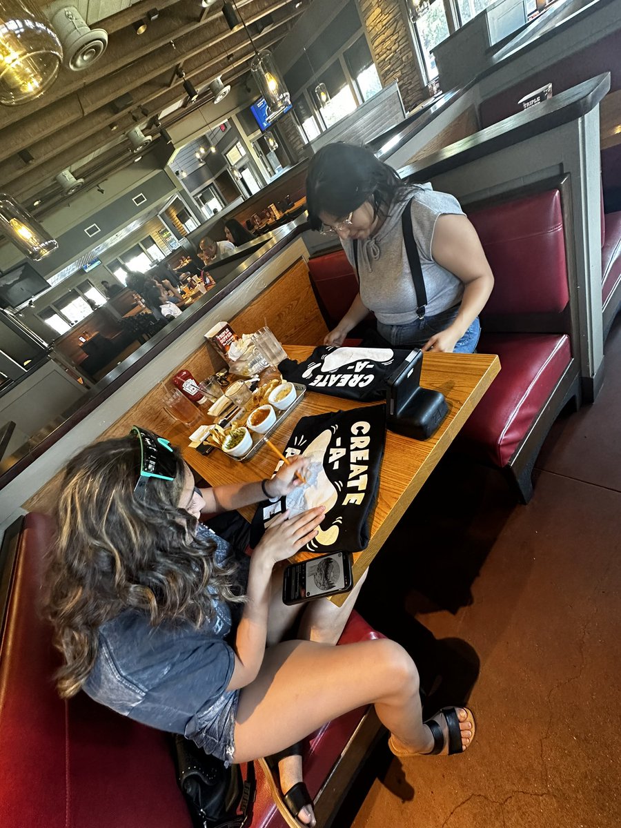 KindredAtienzo's tweet photo. Chino Hills is super excited for Sunday 🌶️😊🖍️ @travishorne23 #chilis #chilislove #stjude #createapepper https://t.co/qbA0hETaXk