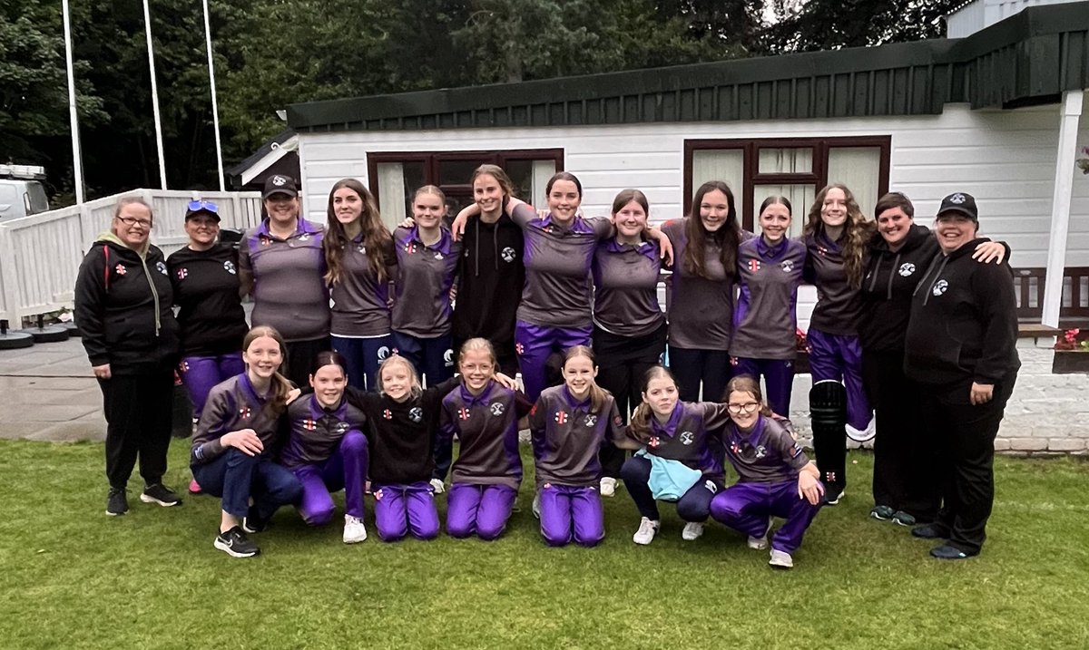 A great win to finish the season. 3 wickets from Eilidh, 63 run partnership with Skye and Caitlin RN, celebrating wins and selections, giving thanks to everyone! 2024 has been a blast. Time to recharge before winter training. #lomondlynx