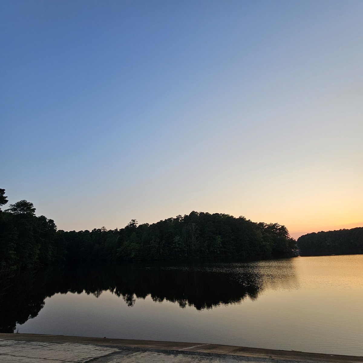 gaffar_olamide's tweet photo. WalkerCNFT makes me wanna walk everyday @WalkersCNFT. Who else is on a #WalkAfterWork right now? https://t.co/xrAtjiNaR8